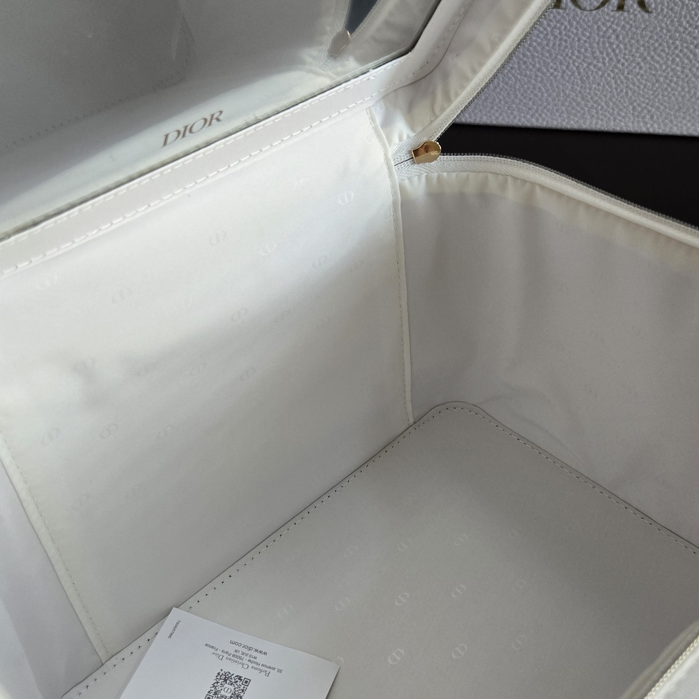 Cream Dior Vanity Case with Gold Accents - Picture 7 of 7